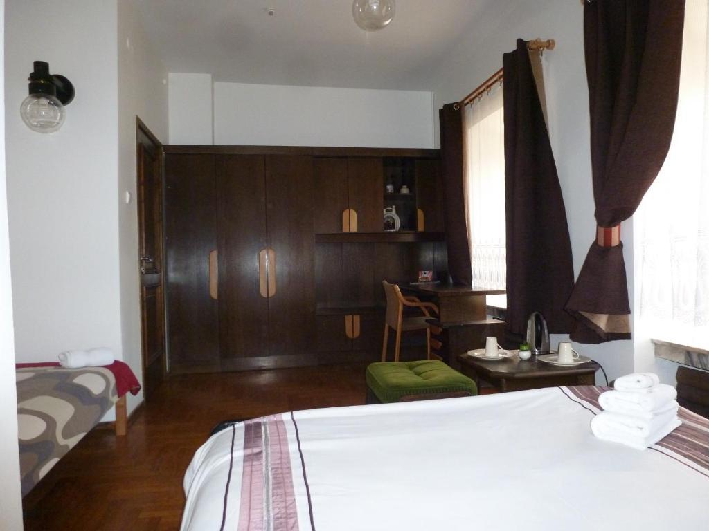 Seven Fridays Pension Vilnius Kamer foto